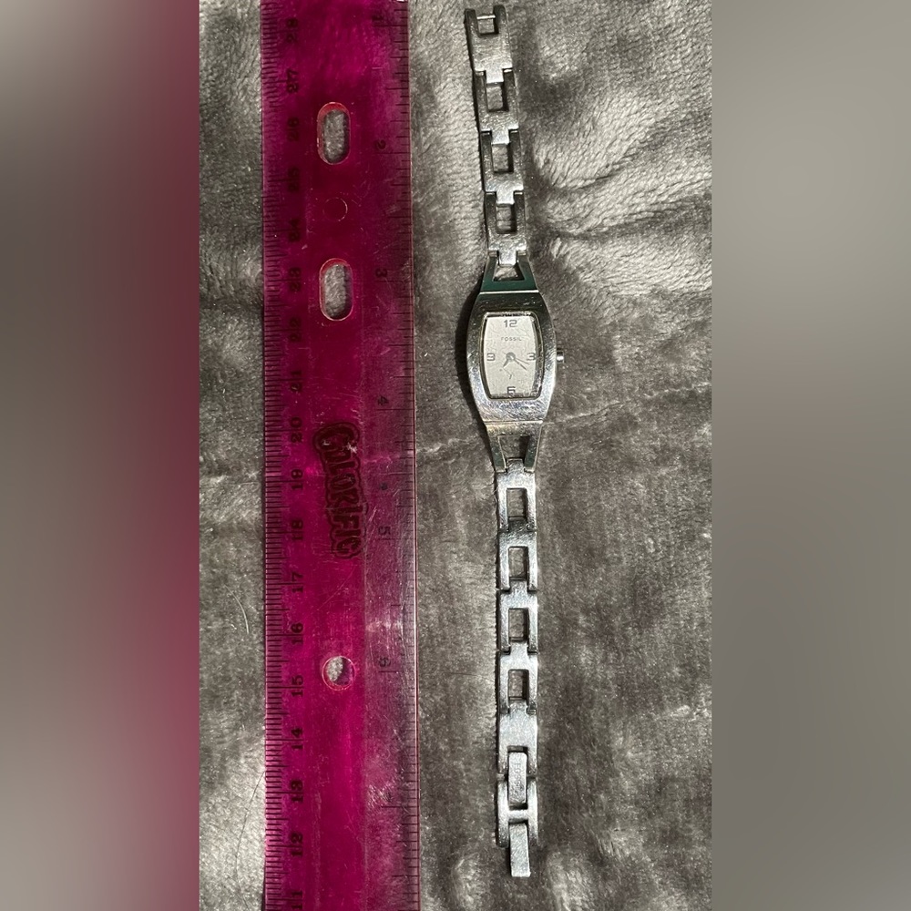 Fossil F2 Stainless Steel Silver Women’s Watch